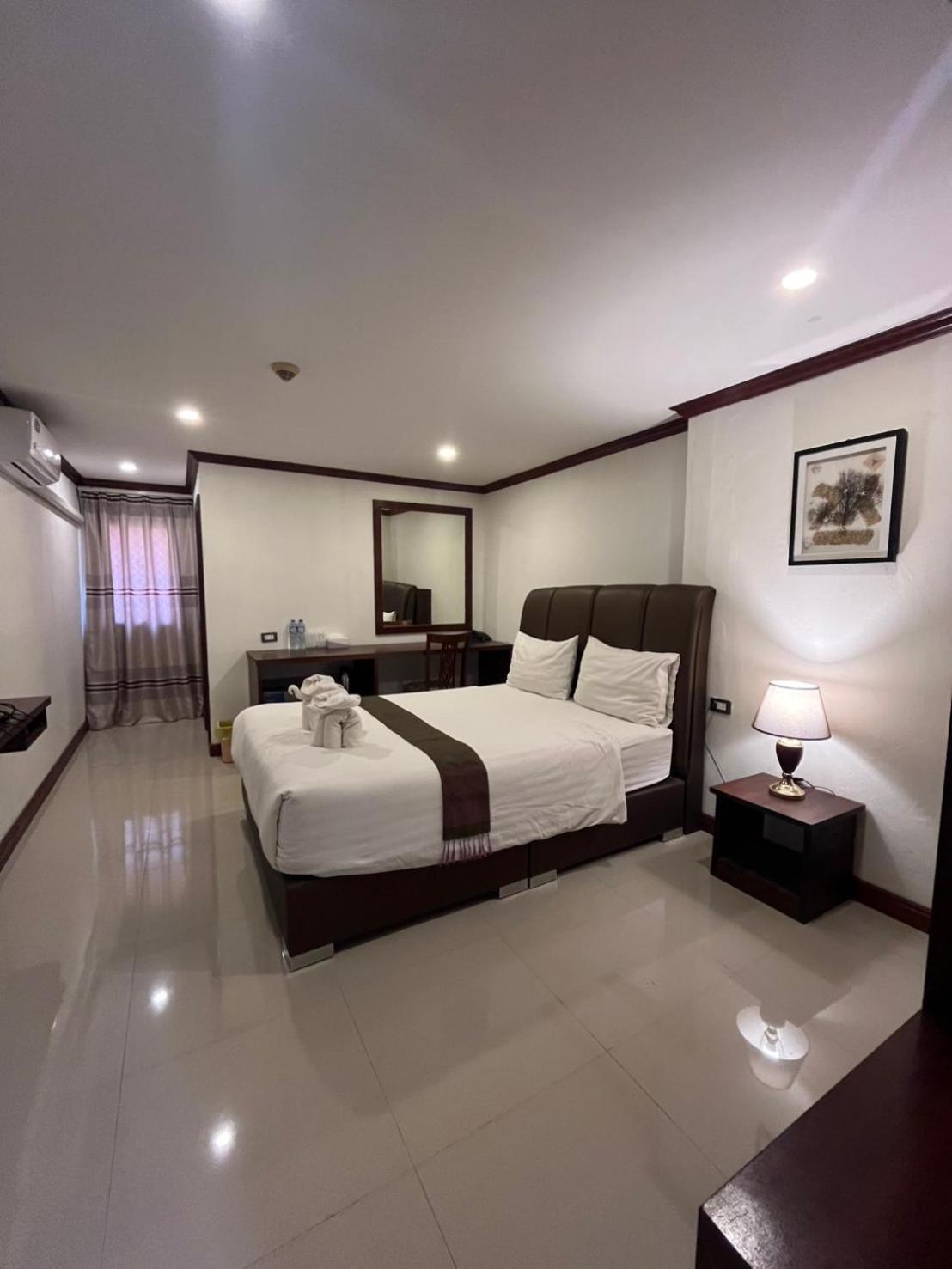 Nakhone Champa Hotel Pakse Exterior photo